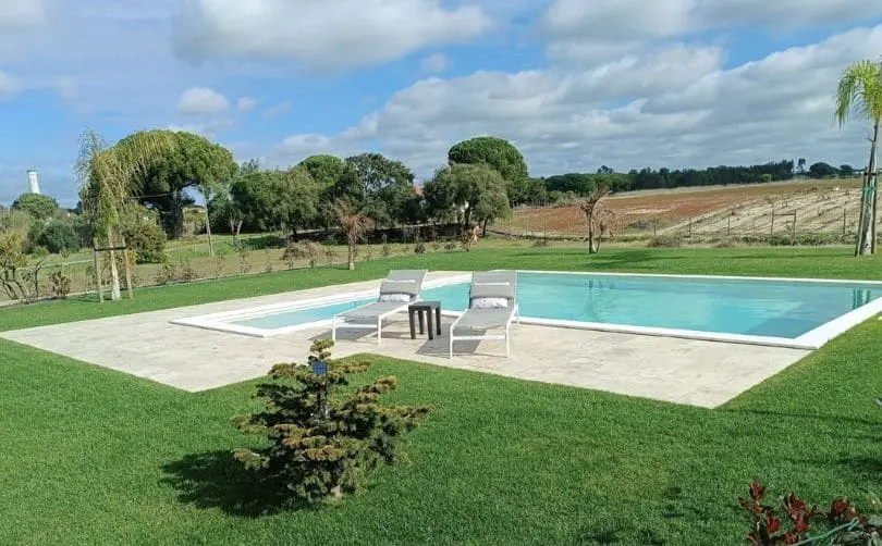 Piscina construída pelo Dragão Galanteador